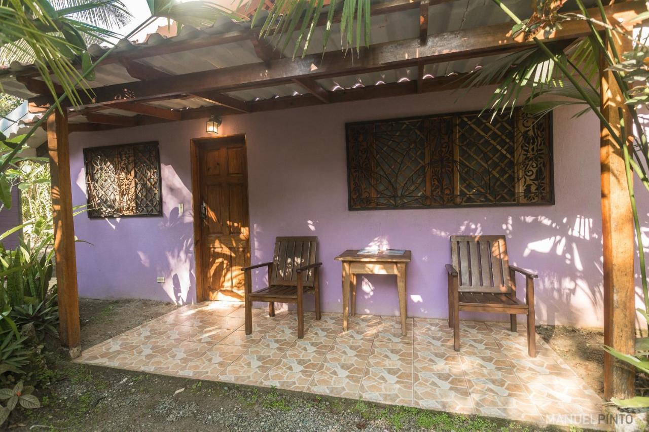Casa Violeta Beach House In Punta Uva Esterno foto