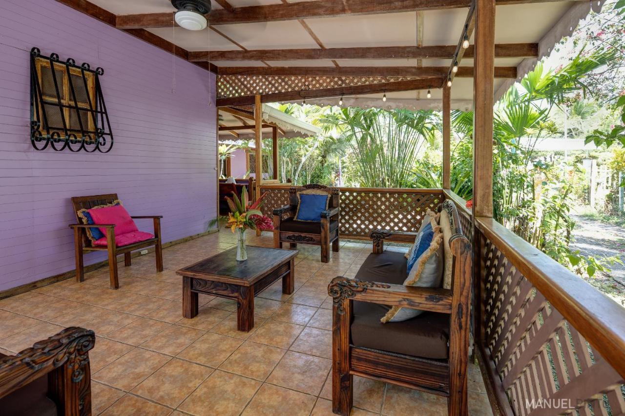 Casa Violeta Beach House In Punta Uva Esterno foto
