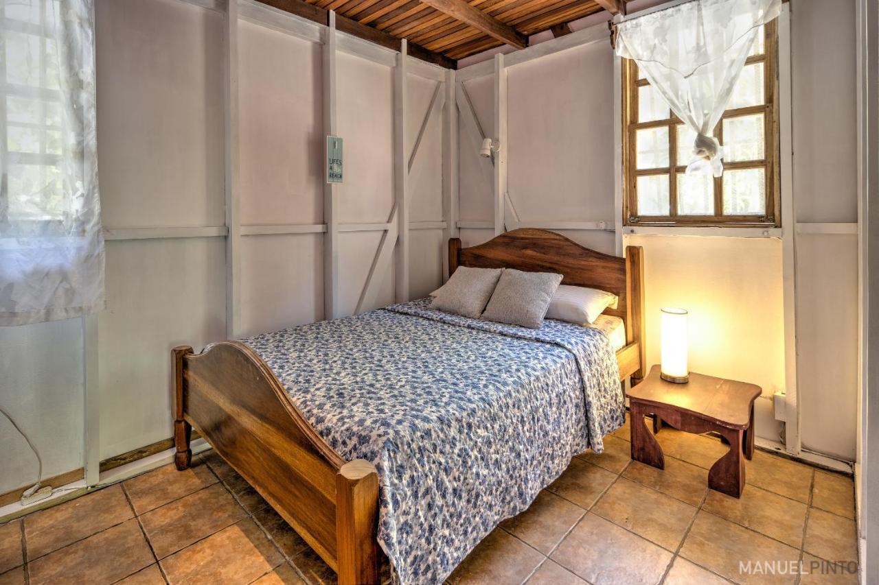 Casa Violeta Beach House In Punta Uva Esterno foto
